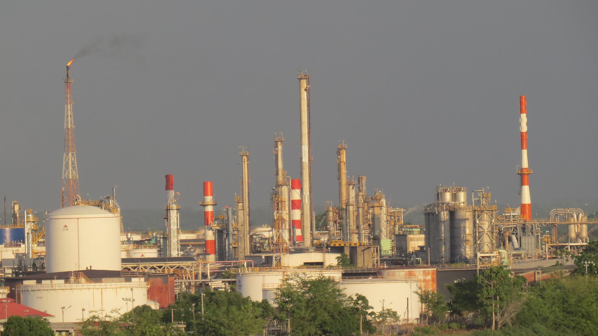 oilrefinery