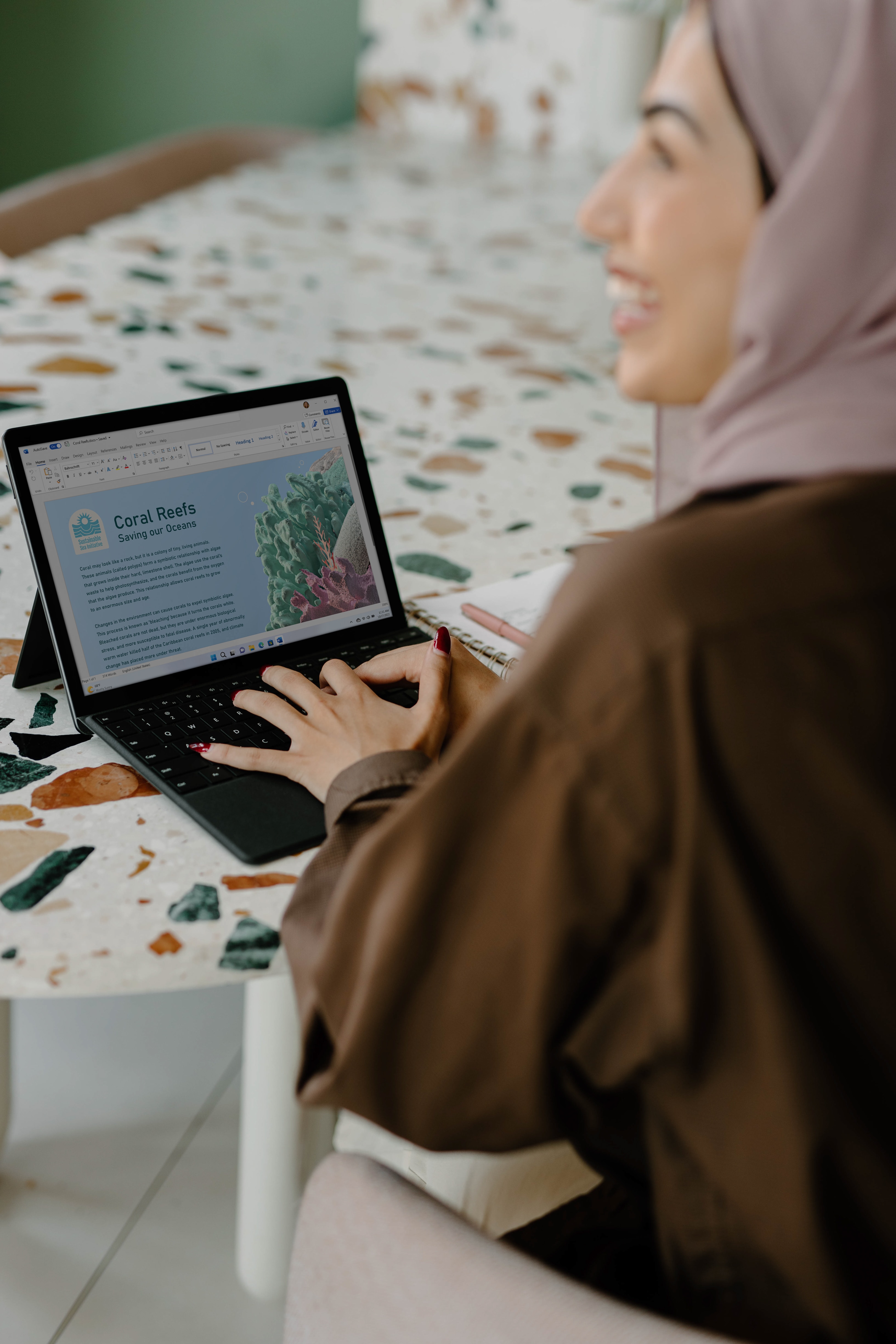 windows-97pJ_0CkVEY-unsplash